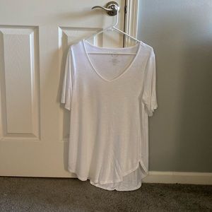 Maurice’s 24/6 white top